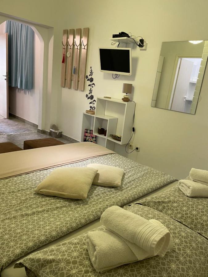 Apartments Sterna Groznjan Luaran gambar