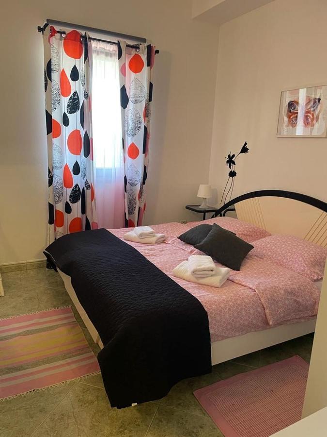 Apartments Sterna Groznjan Luaran gambar